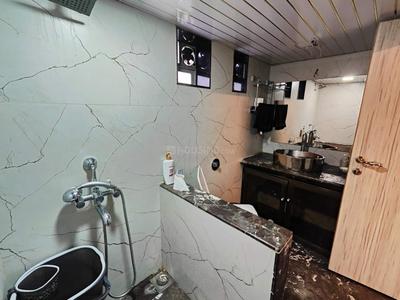 Bathroom Image of 1800 Sq.ft 3 BHK Apartment / Flat for sale in Park Lane Apartments, Bandra West Mumbai for Rs. 45500000