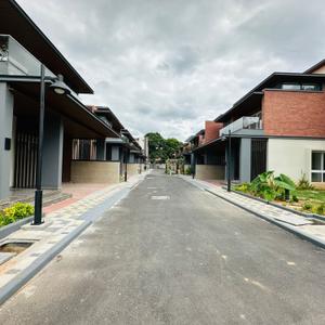 Image of 2300 Sq.ft 3 BHK Villa for sale in Puravankara Sound Of Water Phase 3, Doddakammanahalli, Bengaluru for Rs. 68000000