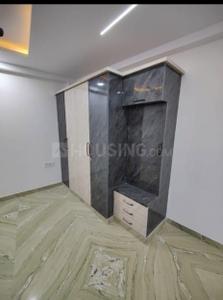 Bedroom Image of 1100 Sq.ft 3 BHK Builder Floor for sale in Shahdara New Delhi for Rs. 8000000