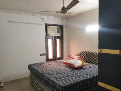 Bedroom Image of 2250 Sq.ft 5 BHK Builder Floor for sale in Rajouri Garden New Delhi for Rs. 25000000