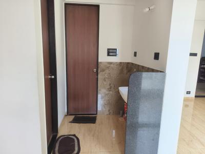 Bathroom Image of 650 Sq.ft 1 BHK Apartment / Flat for rent in VTP Belair, Mahalunge Pune for Rs. 22000