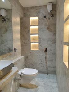 Common Bathroom Image of 950 Sq.ft 2 BHK Apartment / Flat for sale in Raymond Realty Ten X Habitat, Thane West Thane for Rs. 14500000