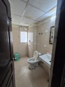 Image of 1600 Sq.ft 3 BHK Apartment / Flat for rent in Sethi Max Royal, Sector 76, Noida for Rs. 40000