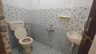 Image of 900 Sq.ft 2 BHK Builder Floor for rent in Kaggadasapura, Bengaluru for Rs. 26500