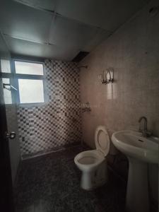 Bathroom Image of 1110 Sq.ft 3 BHK Apartment / Flat for rent in Aditya City Apartments Phase 2, Wave City Ghaziabad for Rs. 16000