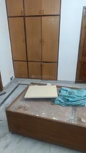 Bedroom Image of 1350 Sq.ft 3 BHK Apartment / Flat for rent in Batla Apartments, Patparganj New Delhi for Rs. 34000