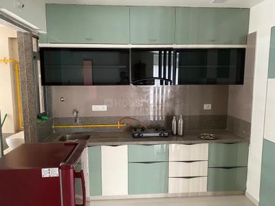 Kitchen Image of 900 Sq.ft 3 BHK Apartment / Flat for rent in Vivaan Eminence, Zundal Ahmedabad for Rs. 35000