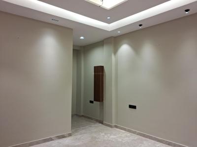 Bedroom Image of 1800 Sq.ft 3 BHK Builder Floor for sale in Paschim Vihar New Delhi for Rs. 35000000