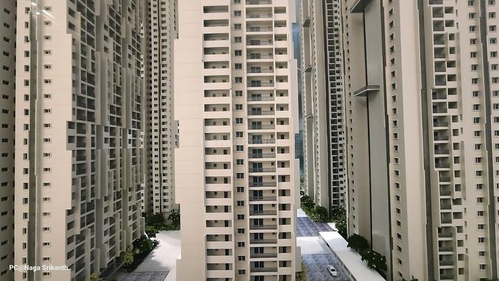 CANDEUR CRESCENT Main Image 1