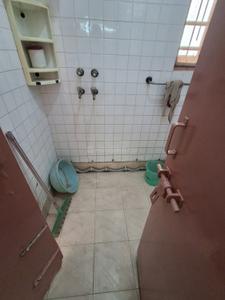 Bathroom Image of 1250 Sq.ft 3 BHK Apartment / Flat for sale in Ujjwal Apartment, Vikaspuri New Delhi for Rs. 15000000
