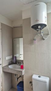 Bathroom Image of 1430 Sq.ft 3.5 BHK Apartment / Flat for sale in Emaar Palm Hills, Sector 77 Gurgaon for Rs. 18500000