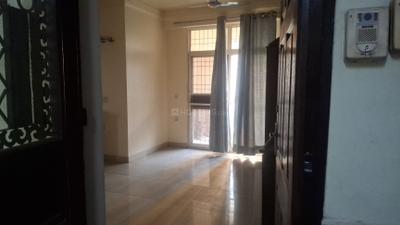 Living Room Image of 1200 Sq.ft 2 BHK Apartment / Flat for rent in Mahagun Mascot, Crossings Republik Ghaziabad for Rs. 18000