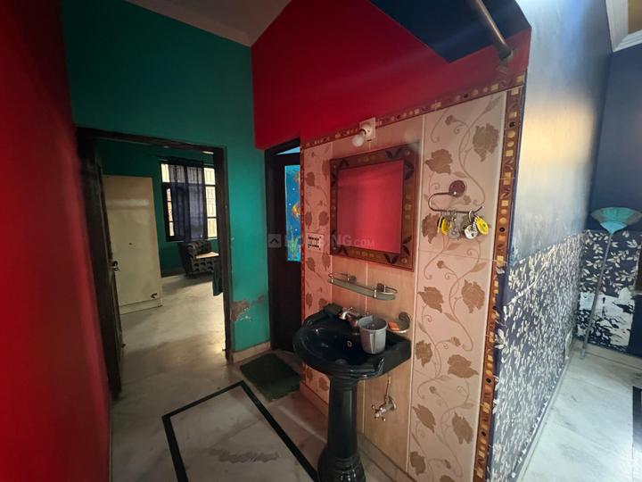 Amar Colony Bedroom 1