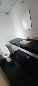 Bathroom Image of 2105 Sq.ft 3 BHK Apartment / Flat for rent in Tata Aquila Heights, Jalahalli Bengaluru for Rs. 55000