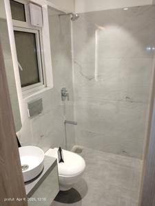 Bathroom Image of 680 Sq.ft 1.5 BHK Apartment / Flat for sale in Dadar West Mumbai for Rs. 25000000