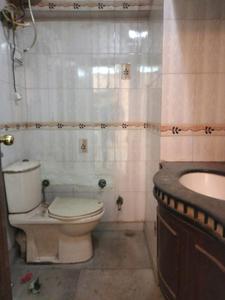 Bedroom One Image of 1050 Sq.ft 3 BHK Apartment / Flat for sale in GH 14 DDA MIG, Paschim Vihar New Delhi for Rs. 15500000