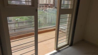 Image of 1200 Sq.ft 3 BHK Apartment / Flat for rent in Kohinoor Sapphire III, Tathawade, Pune for Rs. 34000