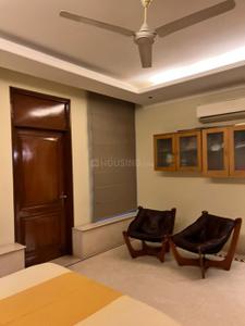 Bedroom Image of 3000 Sq.ft 4 BHK Builder Floor for rent in Defence Colony New Delhi for Rs. 350000
