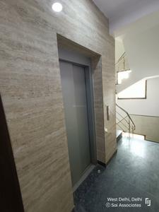 Bathroom Image of 1800 Sq.ft 3 BHK Builder Floor for rent in Tagore Garden Extension New Delhi for Rs. 65000