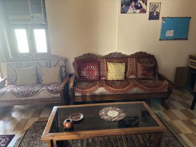 Hall Image of 800 Sq.ft 1 BHK Independent House for rent in Sector 27 Noida for Rs. 25000