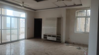 Living Room Image of 4000 Sq.ft 3.5 BHK Penthouse for sale in Amrapali Silicon City, Sector 76 Noida for Rs. 25000000