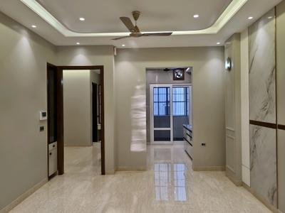 Living Room Image of 1350 Sq.ft 3 BHK Builder Floor for sale in Janakpuri New Delhi for Rs. 39500000