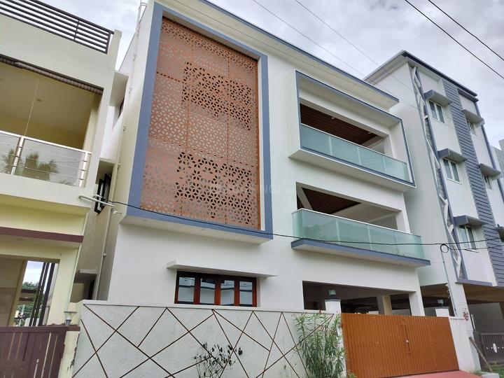 Yasri Living Main Image 1