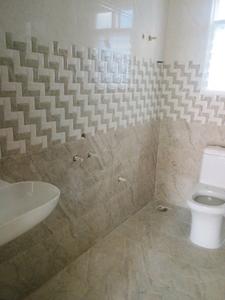 Common Bathroom Image of 1402 Sq.ft 3 BHK Apartment / Flat for sale in Madipakkam Chennai for Rs. 12618000