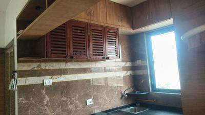 Kitchen Image of 1000 Sq.ft 2 BHK Apartment / Flat for rent in Statista Apaar Pride Homes, Ujala Circle Ahmedabad for Rs. 18000