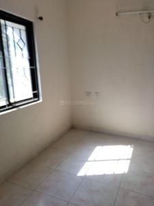 Bedroom Image of 900 Sq.ft 2 BHK Apartment / Flat for rent in Magarpatta Iris, Magarpatta City Pune for Rs. 34000