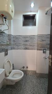 Image of 900 Sq.ft 3 BHK Builder Floor for rent in Pitampura, New Delhi for Rs. 40000