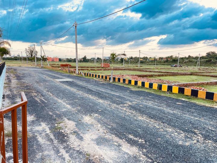 Sultanpur Road Main Image 1