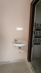 Bathroom Image of 720 Sq.ft 1 BHK Apartment / Flat for rent in Kondapur Hyderabad for Rs. 16800