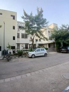 Image of 1585 Sq.ft 3 BHK Builder Floor for sale in Vatika Iris Floors, Sector 83, Gurgaon for Rs. 17000000