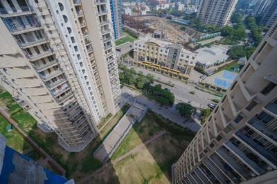 Balcony Image of 1500 Sq.ft 2.5 BHK Apartment / Flat for sale in Godrej 101, Sector 79 Gurgaon for Rs. 18200000