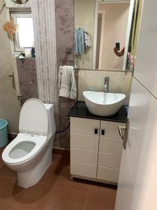 Bathroom Image of 1725 Sq.ft 3 BHK Apartment / Flat for sale in Crossings GH7 Crossings Republik, Crossings Republik Ghaziabad for Rs. 11200000