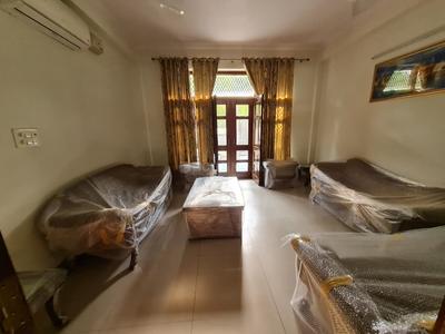 Hall Image of 2000 Sq.ft 6 BHK Independent House for sale in Sector 71 Noida for Rs. 70000000