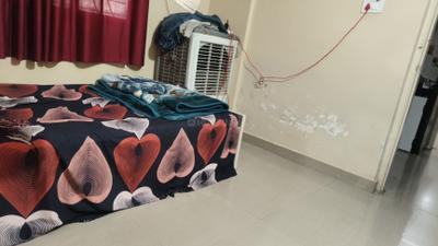 1 BHK Unfurnished Flat