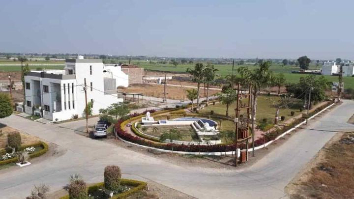 Shankeshwar Parshwanath Main Image 1