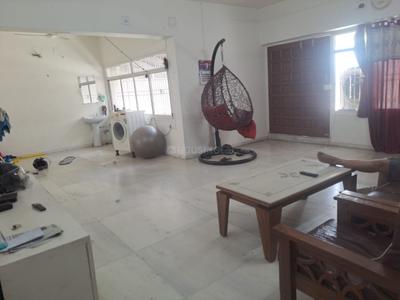 Hall Image of 1600 Sq.ft 3 BHK Apartment / Flat for rent in Akota Vadodara for Rs. 25000
