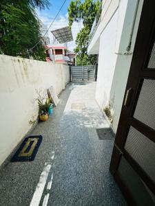 Balcony Image of 680 Sq.ft 1 BHK Builder Floor for rent in HUDA Plot Sector 31, Sector 31 Gurgaon for Rs. 38000
