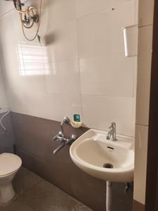 Bathroom Image of 900 Sq.ft 2 BHK Builder Floor for rent in New Tippasandra Bengaluru for Rs. 25000