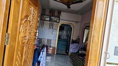 Living Room Image of 700 Sq.ft 1 BHK Builder Floor for rent in Avalapalli Hosur for Rs. 15000