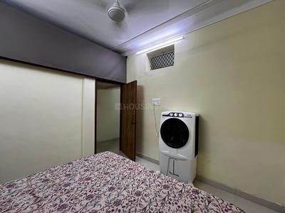 Bedroom Image of 800 Sq.ft 2 BHK Builder Floor for sale in Sri Niwaspuri New Delhi for Rs. 12000000