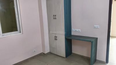 Bedroom Image of 1340 Sq.ft 3 BHK Apartment / Flat for rent in Gulshan Ikebana, Sector 143 Noida for Rs. 33000