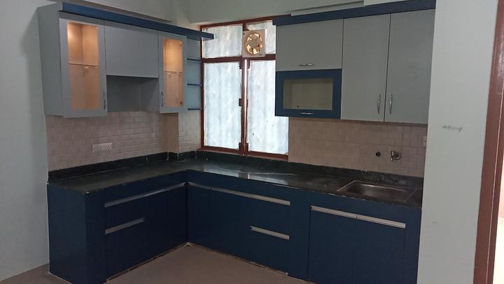 Breez Global Heights Main Image 1