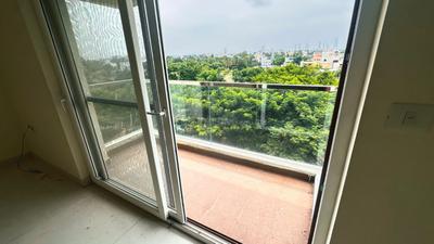 Balcony Image of 2232 Sq.ft 4 BHK Apartment / Flat for rent in Casagrand Supremus, Thazhambur Chennai for Rs. 40000