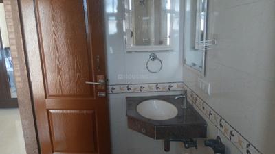 Image of 960 Sq.ft 2 BHK Apartment / Flat for rent in K Raheja Interface Heights, Malad West, Mumbai for Rs. 76000