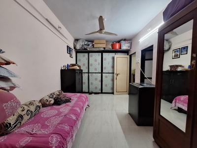 Bedroom Image of 950 Sq.ft 2 BHK Apartment / Flat for sale in Vashi Navi Mumbai for Rs. 23000000
