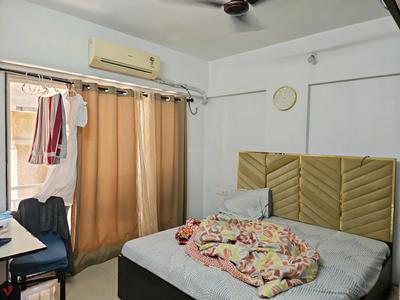 Bedroom Image of 1200 Sq.ft 3 BHK Apartment / Flat for sale in Abhilash Phase II, Chembur Mumbai for Rs. 35000000